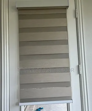 Modern Horizontal Window Blinds for Office Designed