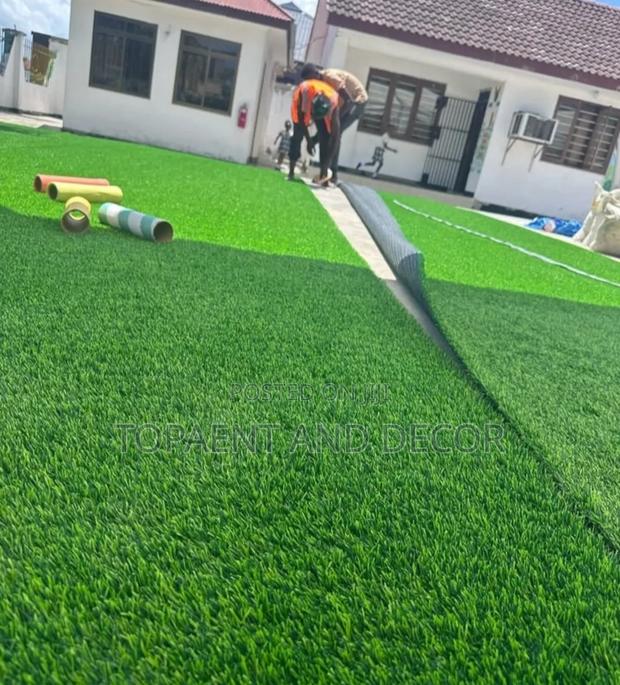Premium Artificial Grass Carpet With Natural Look - main view