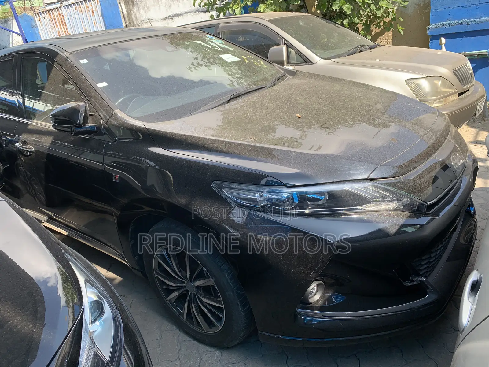 Toyota Harrier 2.0 Turbo 4WD 2018 Black