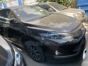 Toyota Harrier 2.0 Turbo 4WD 2018 Black