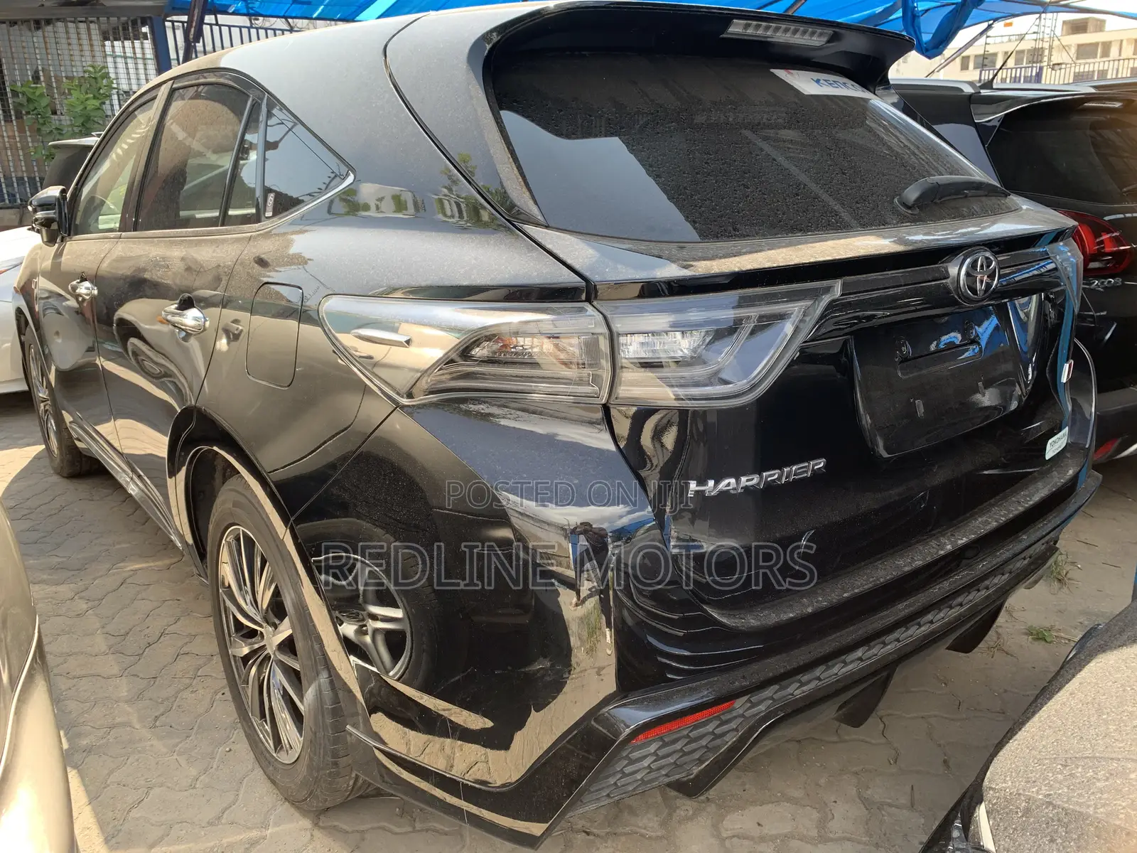 Toyota Harrier 2.0 Turbo 4WD 2018 Black