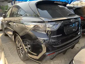 Toyota Harrier 2.0 Turbo 4WD 2018 Black