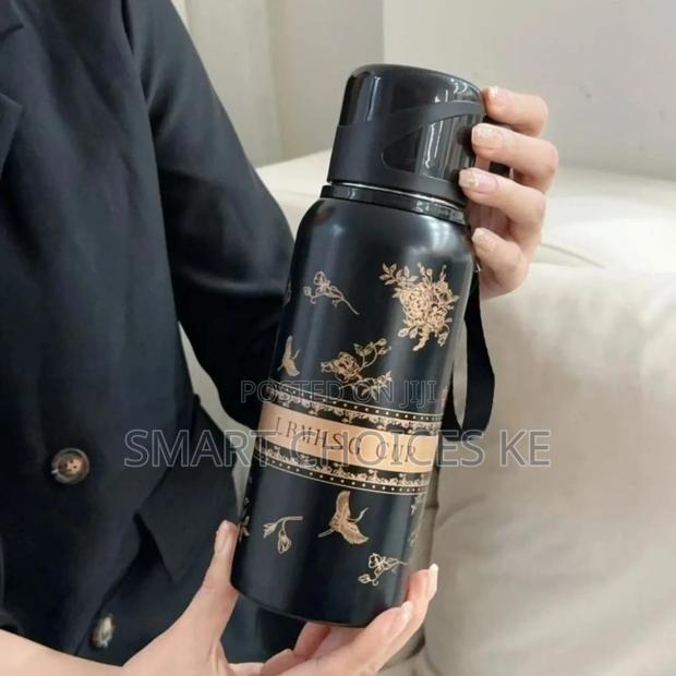 600ml Capacity Black Flower Cup Vacuum Flask - thumbnail 2