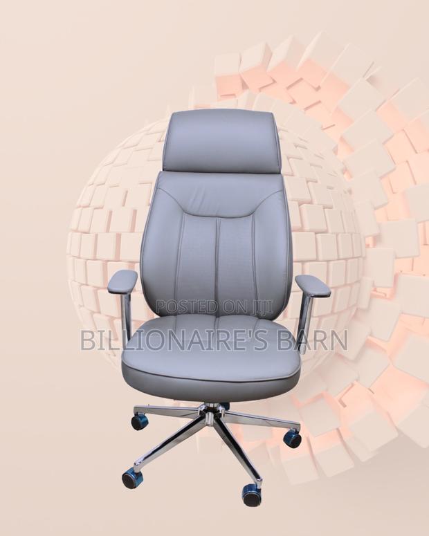 Executive Mesh Plush Executive Backrest | Nairobi Delivery Guaranteed - thumbnail 4
