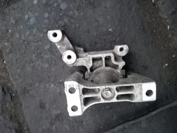 Nissan Juke Engine Mounting - thumbnail 3