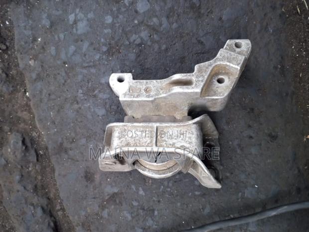 Nissan Juke Engine Mounting - thumbnail 4