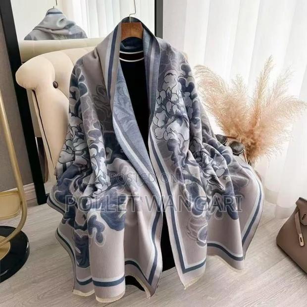 Soft Warm Cashmere Scarfs - thumbnail 7