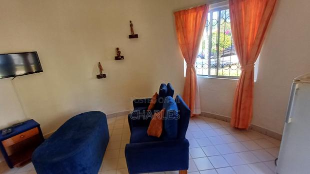 Furnished 1bdrm Apartment in Nyali Mkomani for rent - thumbnail 3