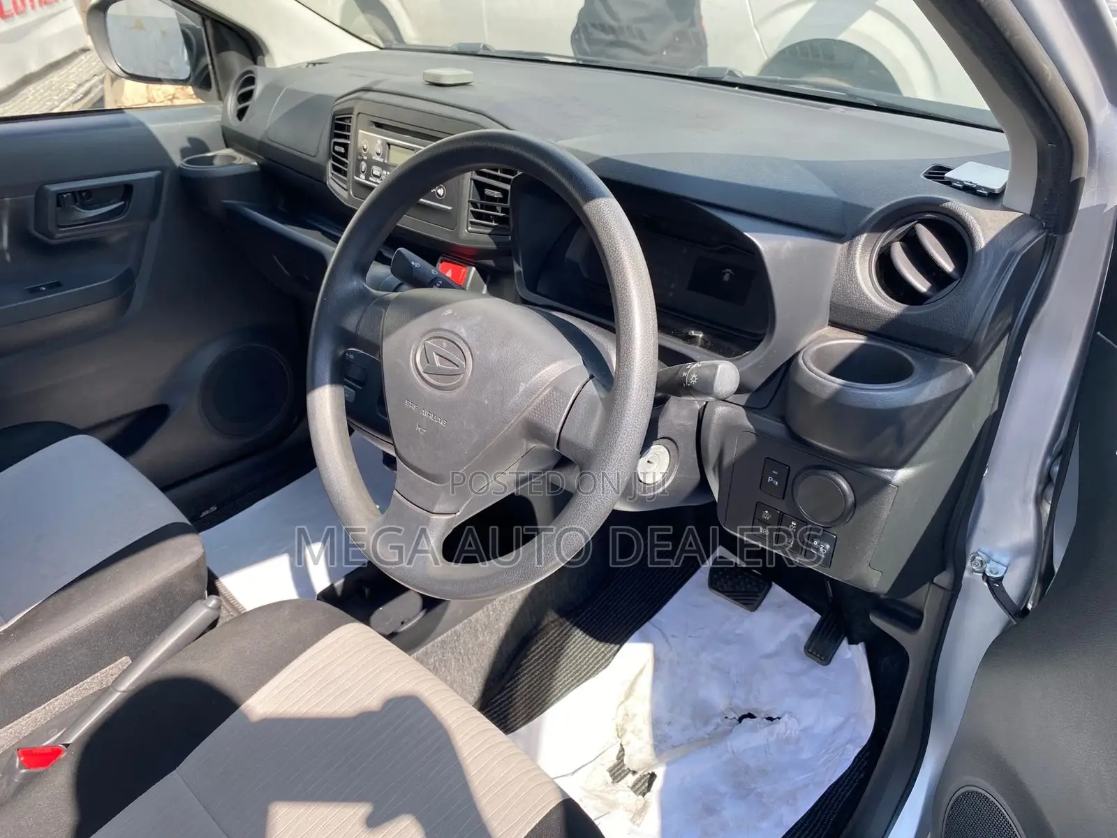Daihatsu Mira 2018 Silver
