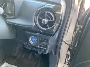 Toyota Axio 2018