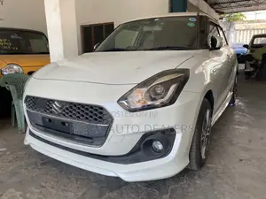 Suzuki Swift 2018 White