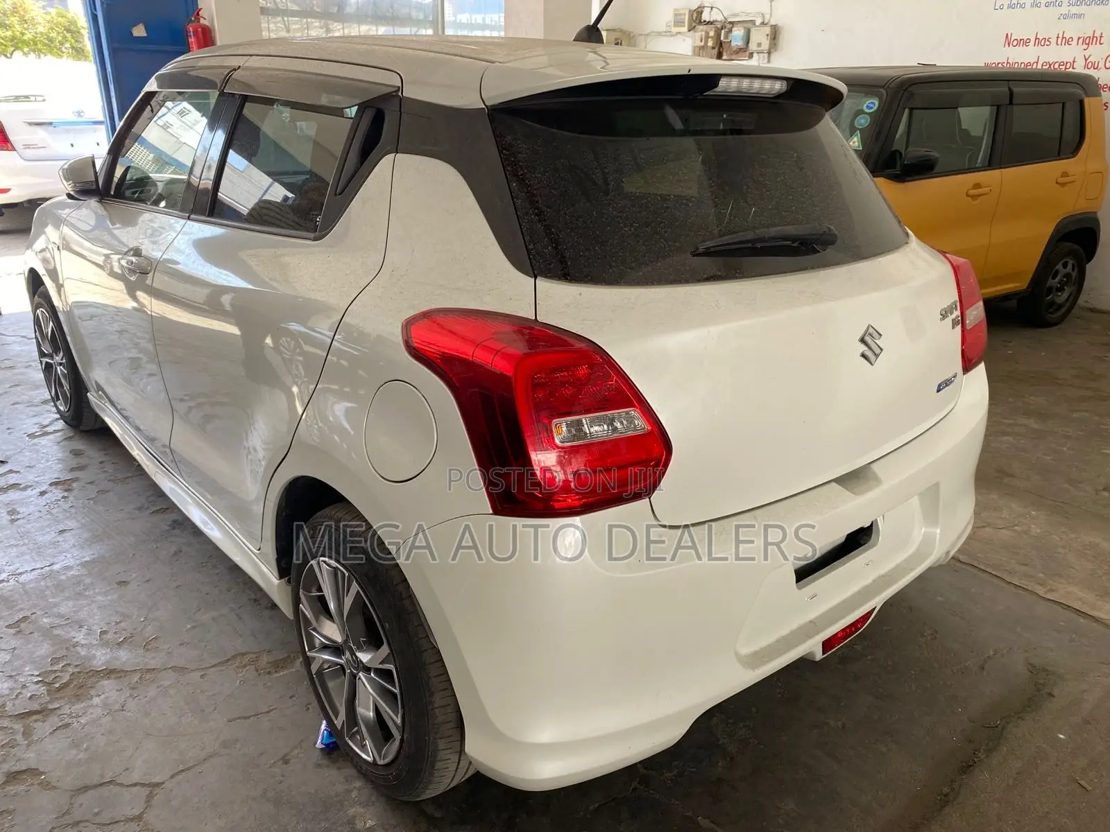 Suzuki Swift 2018 White