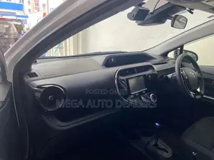 Toyota Aqua 2018 White