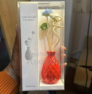 Decorative Flowers Ceramic Vase Reed Diffuser - thumbnail 2