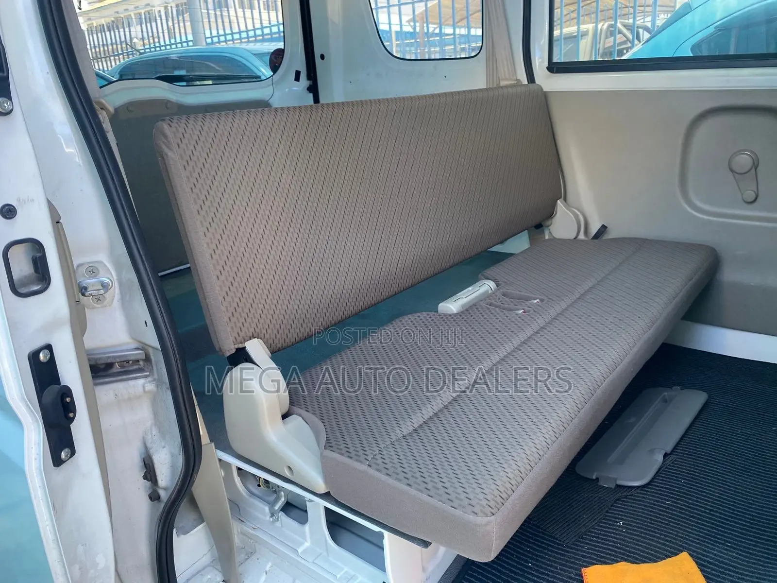 Suzuki Every Wagon 2018 White