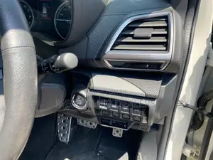 Subaru Forester 2018 White