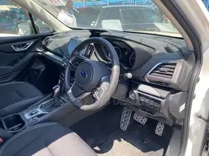 Subaru Forester 2018 White