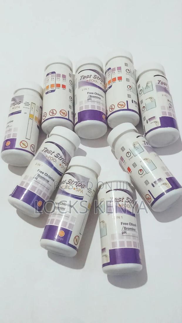 Hot Tub Chlorine Test Strips - main view
