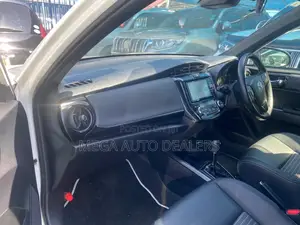 Toyota Corolla Fielder 2018 White
