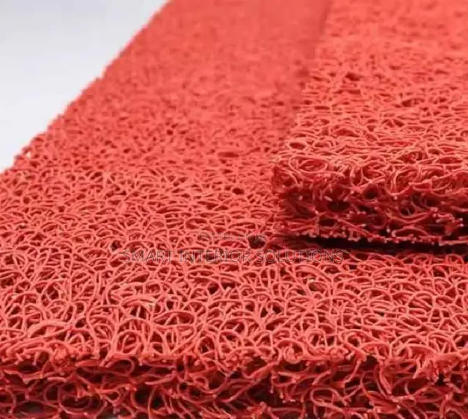 Dirty-Lock Spaghetti Carpet
