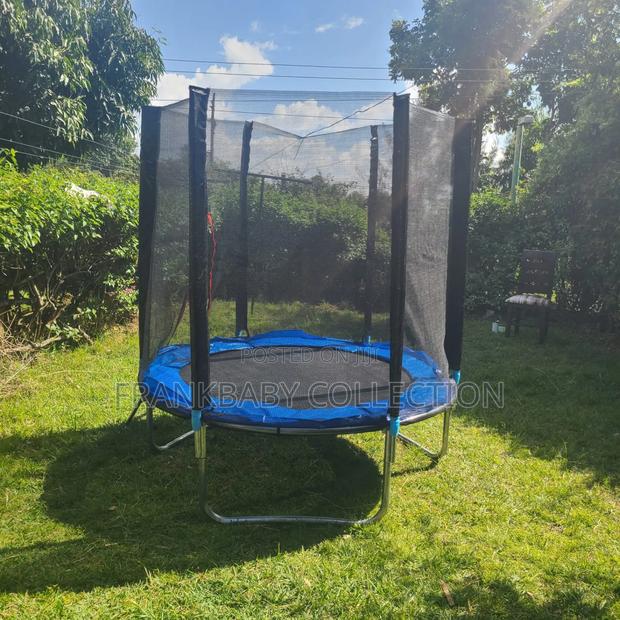 6ft Trampoline With Safety Net