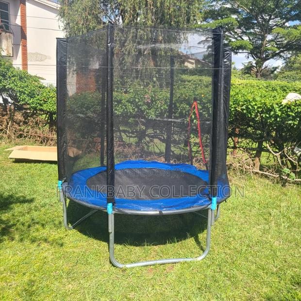 6ft Fitness Kids Bounce Trampoline.