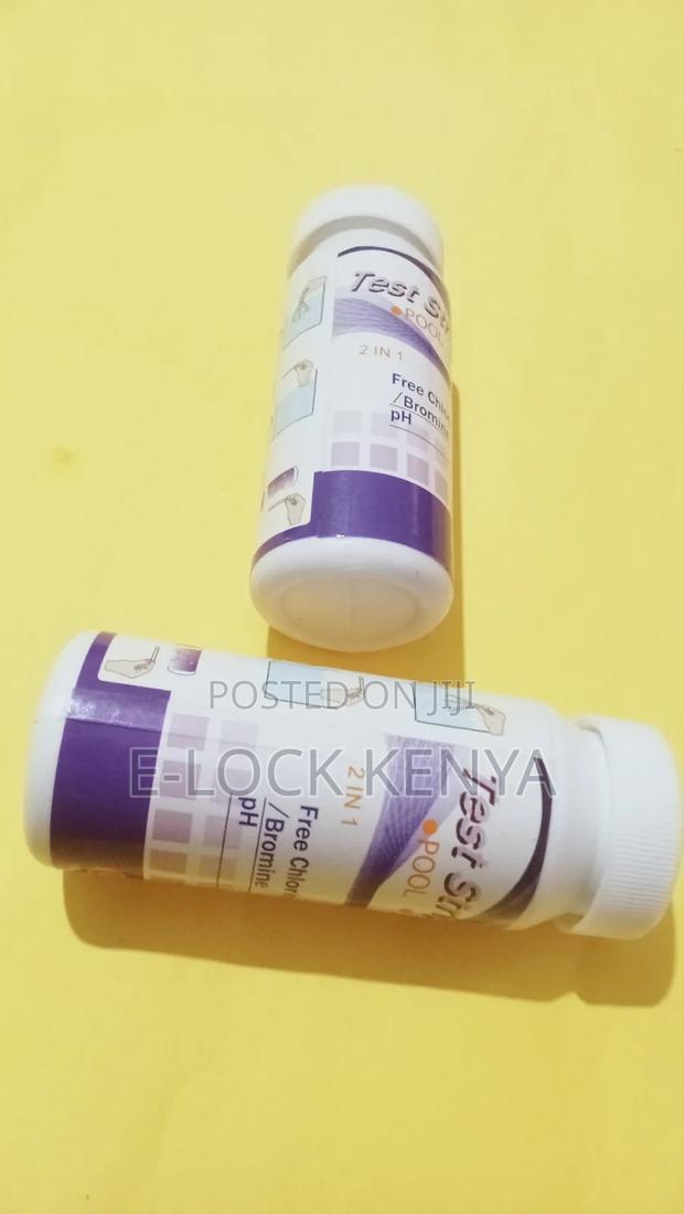 Home Use Chlorine Test Strips - main view