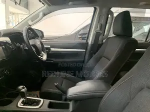 Toyota Hilux Revo Double Cab Deisel 2.8 AWD 2020 Green