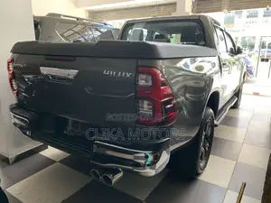 Toyota Hilux Revo Double Cab Deisel 2.8 AWD 2020 Green
