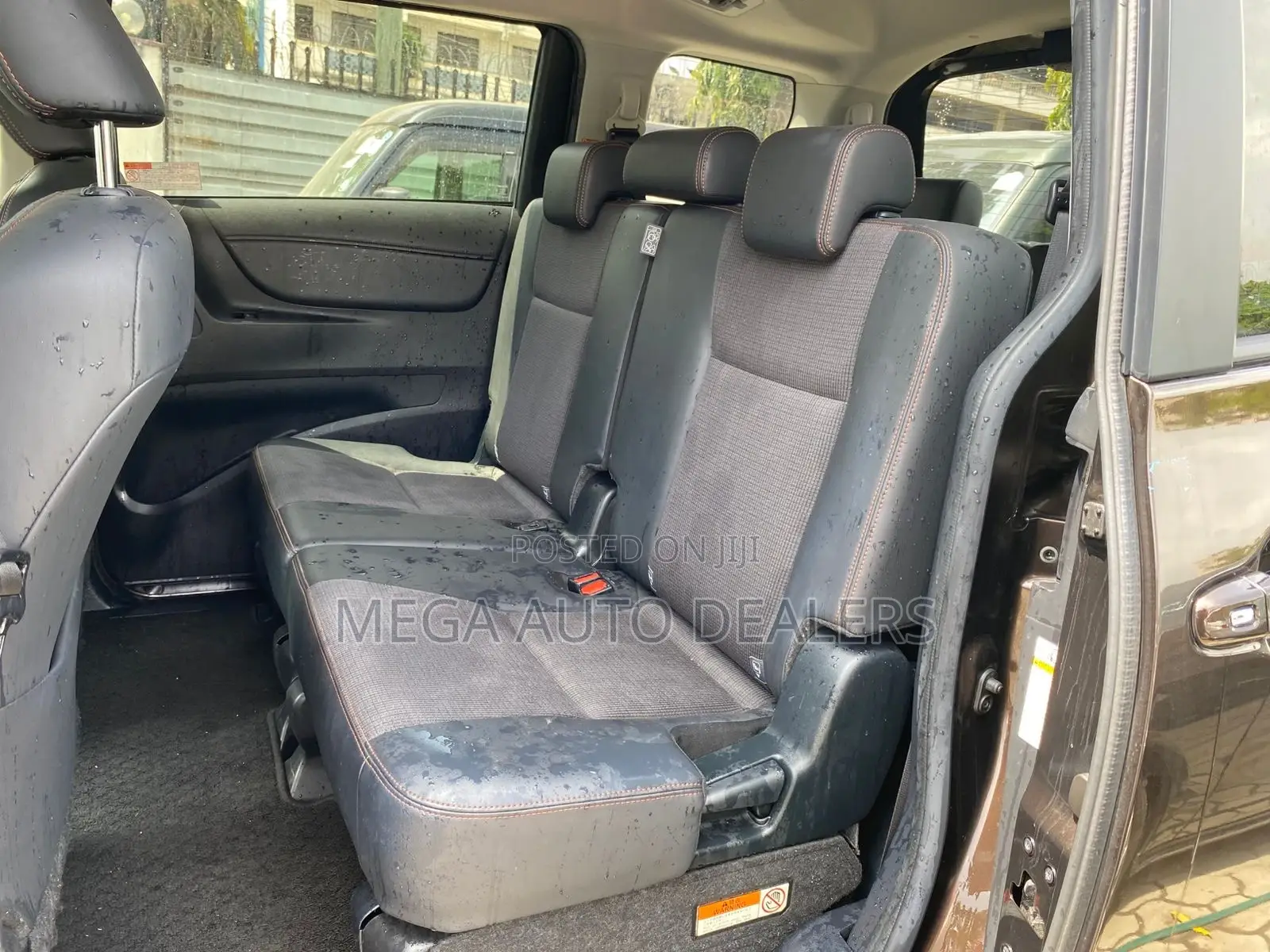 Toyota Sienta 2018 Brown