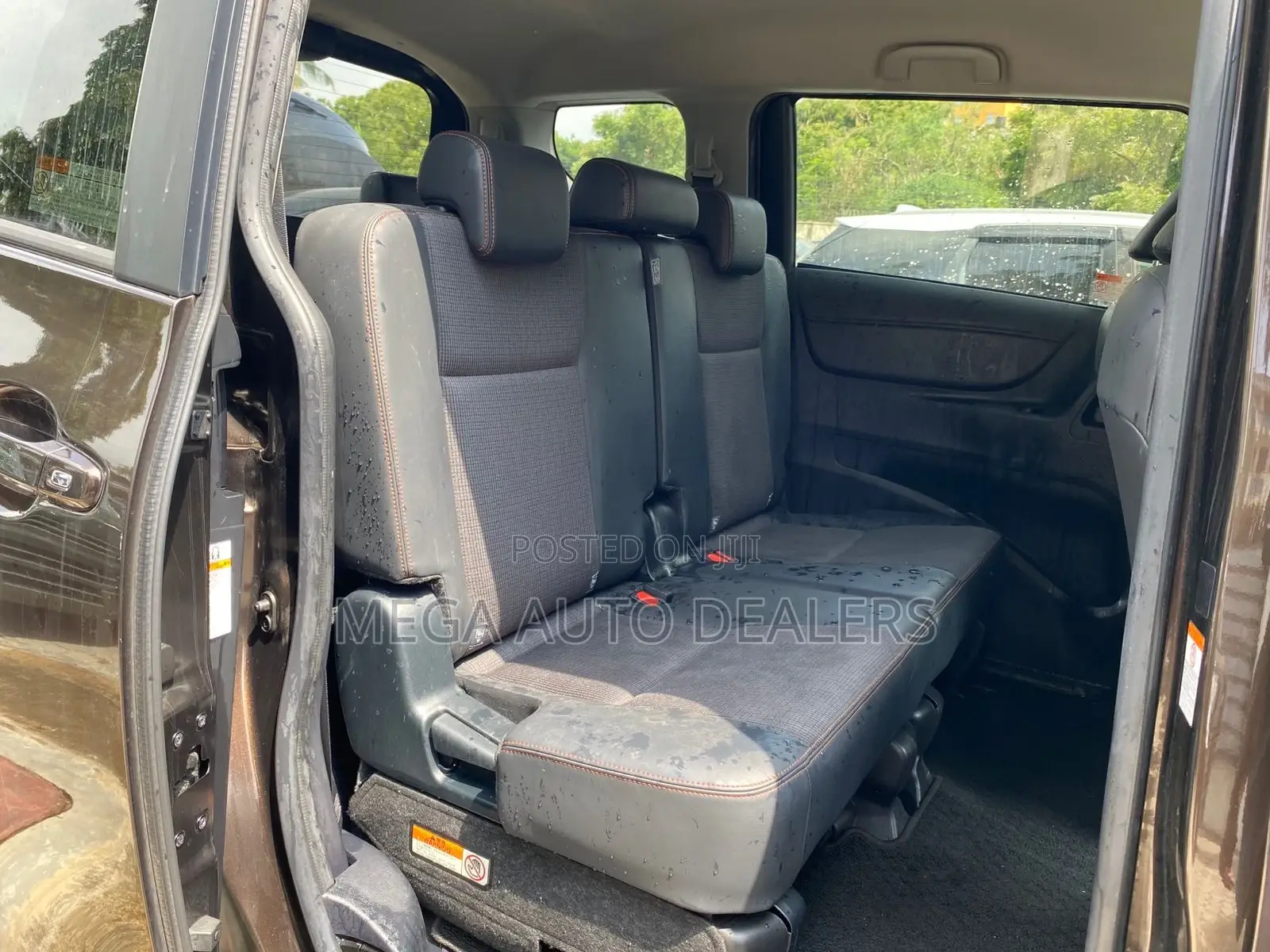 Toyota Sienta 2018 Brown