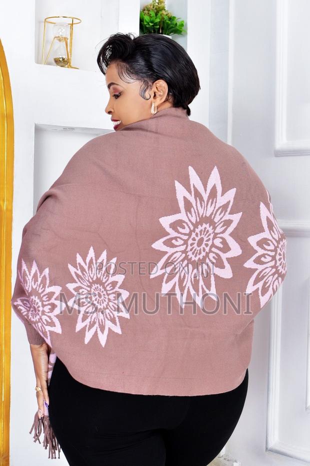 Warm Elegant Ladies Ponchos - thumbnail 3