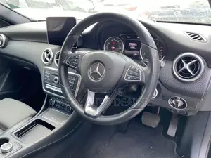 Mercedes-Benz A-Class 2018 Black