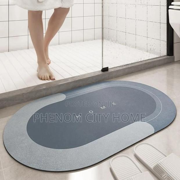 Elegant Bathroom Absorbent Mats Available - thumbnail 3