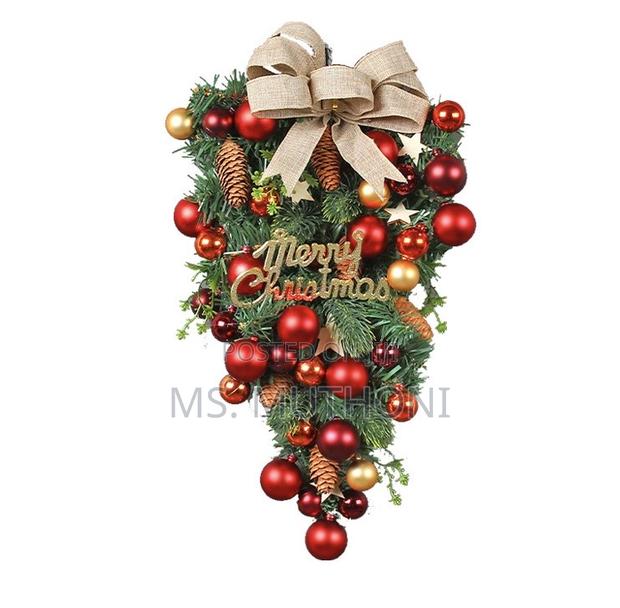 Front Door Hanging Christmas Red Wreath - thumbnail 5