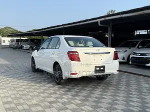 Toyota Axio 2018 White