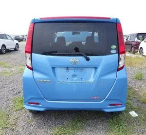 Toyota Roomy 2018 Blue
