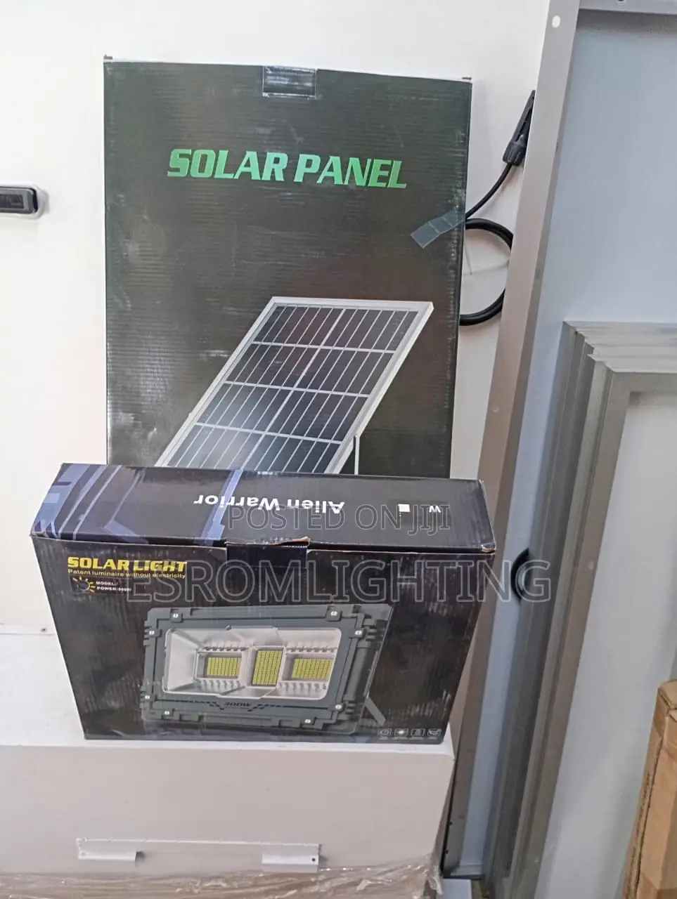 RGB 300 Watts Solar Floodlight