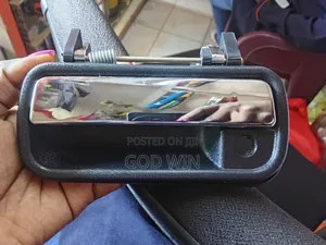 Toyota Hilux Outer Handles Chrome