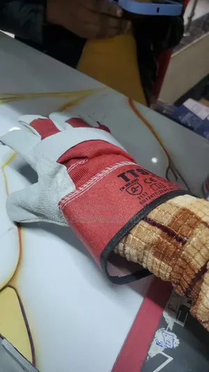 Leather Glove 10"