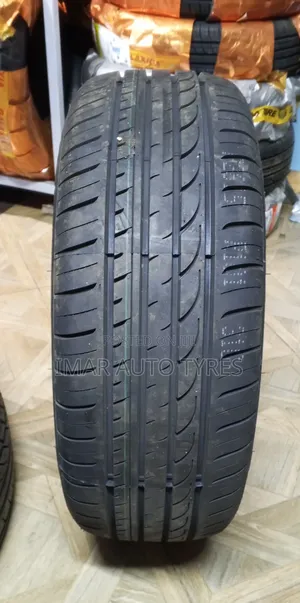 235/40r18 Transforce Tyre
