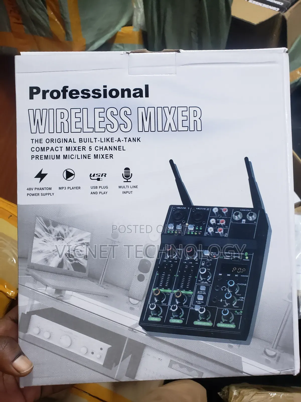 Professional Wireless Mixer, Mp3 Player With 2 Microphone