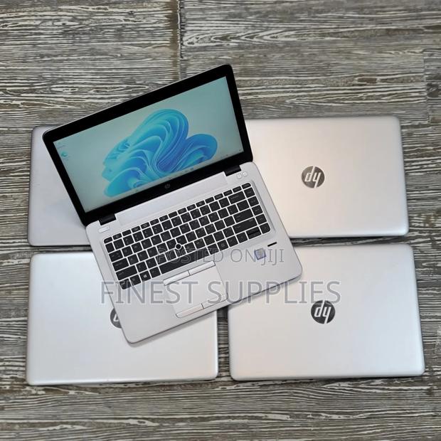 Laptop HP EliteBook 820 G3 4GB Intel Core I5 HDD 500GB