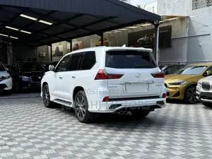 Lexus LX 2018 Pearl