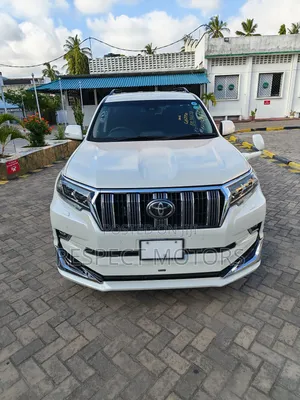 Toyota Land Cruiser Prado 2018 Pearl