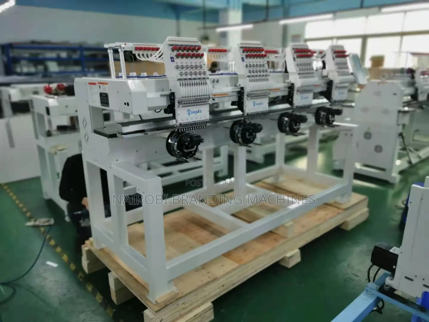 Factory Supply 4 Head Automatic Computer Embroidery Machine