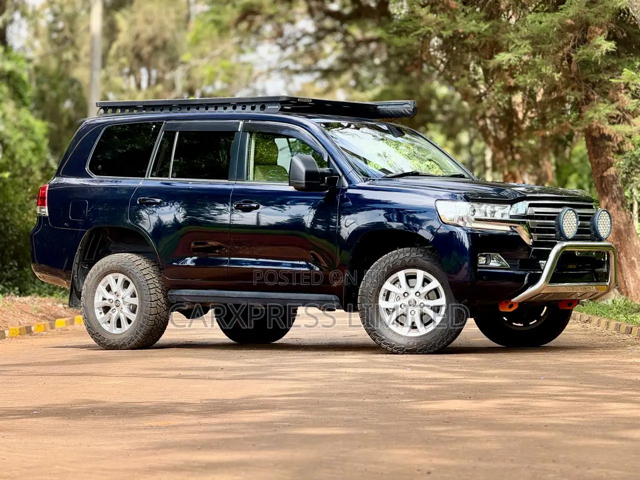 Toyota Land Cruiser 2018 Blue