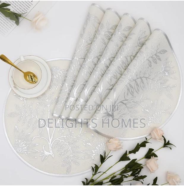6pcs PVC Non-Woven Table Mats-Elk - thumbnail 2