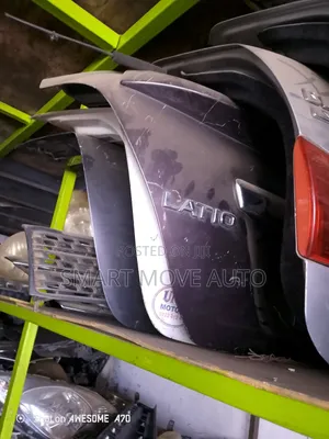 Nissan Latio Boot