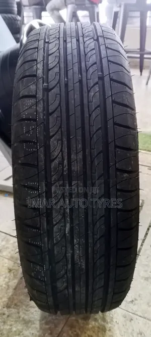 215/60r16 Centara Vanti